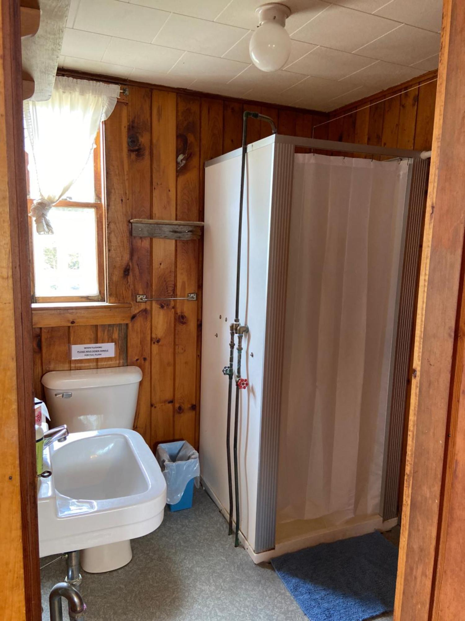 Spinneys Guesthouse & Beach Cottages Phippsburg 外观 照片