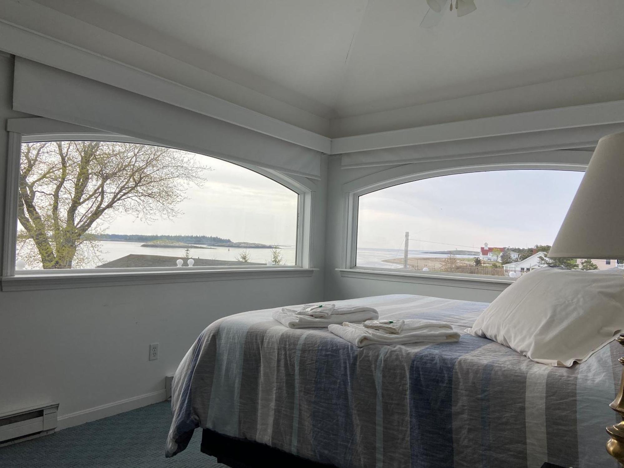 Spinneys Guesthouse & Beach Cottages Phippsburg 外观 照片