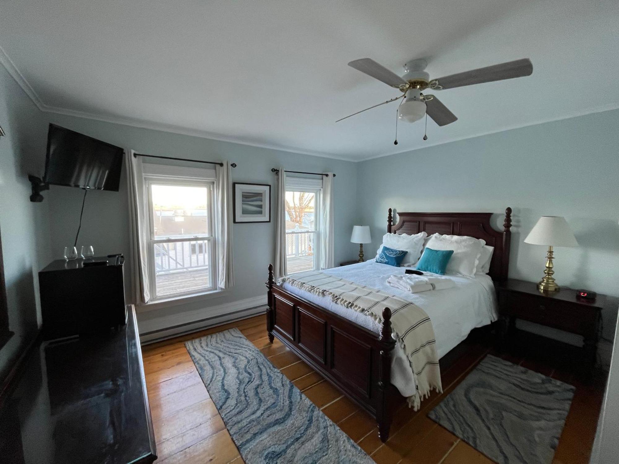 Spinneys Guesthouse & Beach Cottages Phippsburg 外观 照片